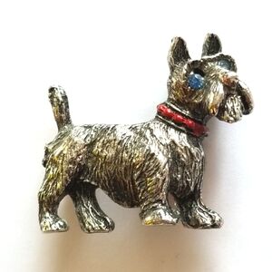 Vintage scotty dog brooch silver tone blue eyes red collar pin scottish terrier
